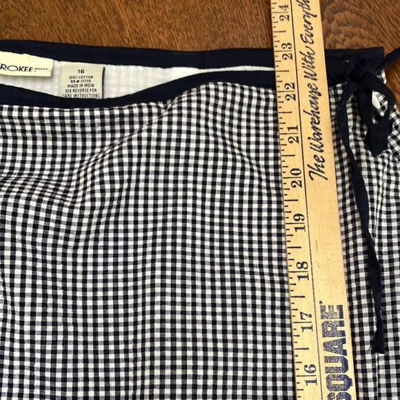A-line fully lined blue/white check Sz 16, side tied & zipper skirt-perf summer! - Picture 3 of 4